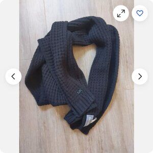 Michael Kors Textured Knit Scarf Black